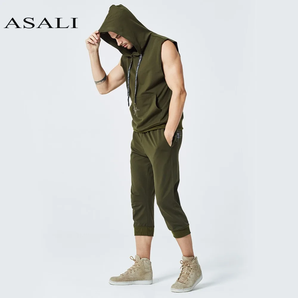 

2018 Mens Sleeveless Hoodies Fashion Casual Hooded Sweatshirt Men bodybuilding Tank Top 2 Piece Sets Hip Hop waistcoat vest Tops