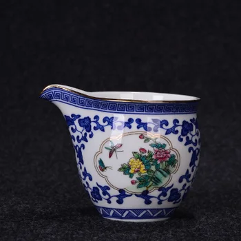 

Hand-painted Ceramics Fair Tea Cup Blue And White Porcelain Kung Fu Da Hong Pao Black Tea Tea Set Accessories Gongdaobei Teaware