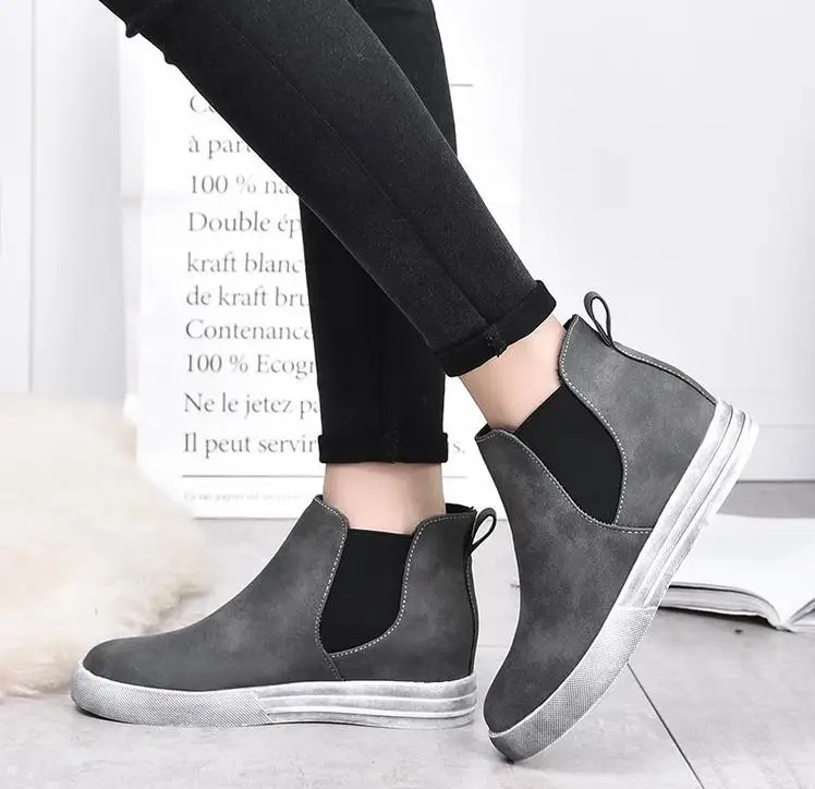 

Ladies new snow boots, non-slip wear, warm and comfortable, fine workmanship, perfect product, model complete