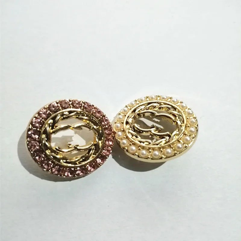 

1 lot=5 pieces high-grade logo metal buttons Garment accessories plating buttons size:22mm cc11