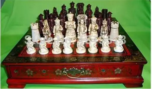 

YM 304 Collectibles Vintage 32 chess set with wooden Coffee table