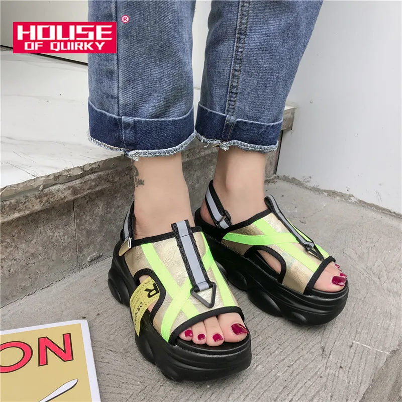 2019 جديد المرأة الصنادل الصيف مثير زقزقة اصبع القدم أحذية منصة امرأة عارضة الرياضة Sandalen السيدات في الهواء الطلق مريحة الشاطئ الأحذية