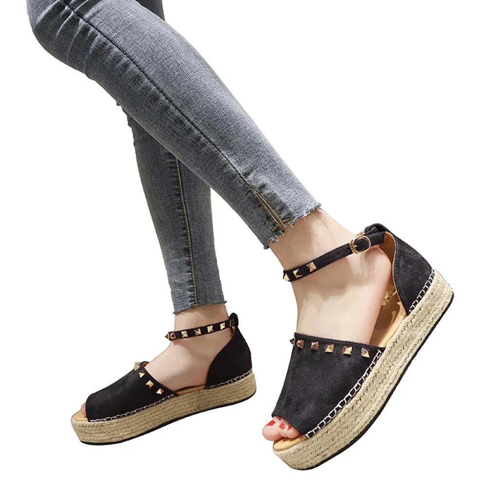 Г. женские сандалии, весенне-летняя женская модная обувь с заклепками, на плоской подошве, с пряжкой, плетеная обувь в римском стиле на толстой подошве, sandalias - Цвет: Черный