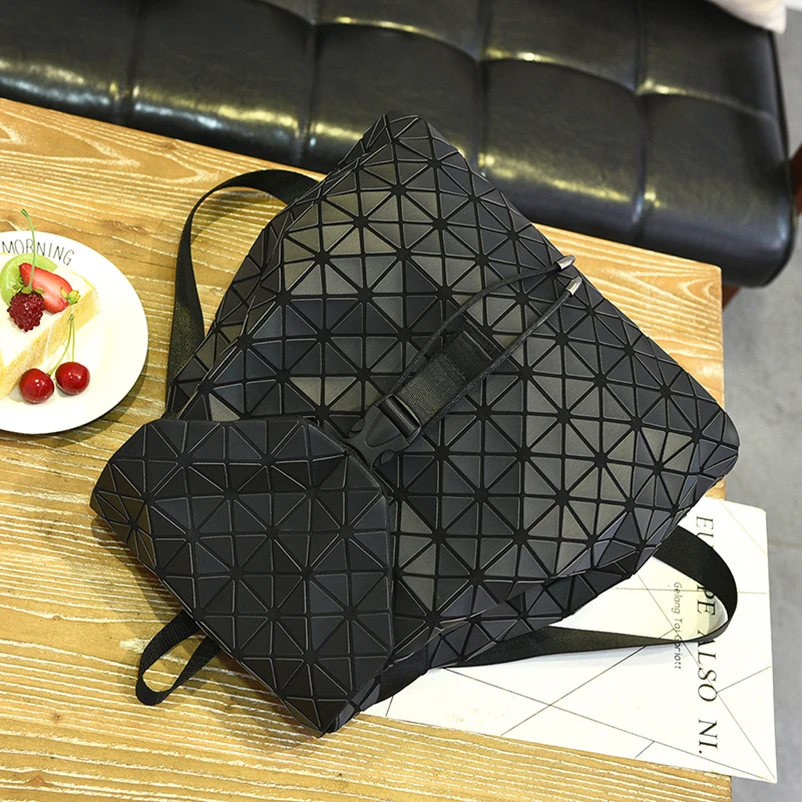 Nevenka Diamond Lattice Backpack Women Backpack Leather Creative Geometric Backpacks Drawstring Backpacks for Teenager Girl 20189
