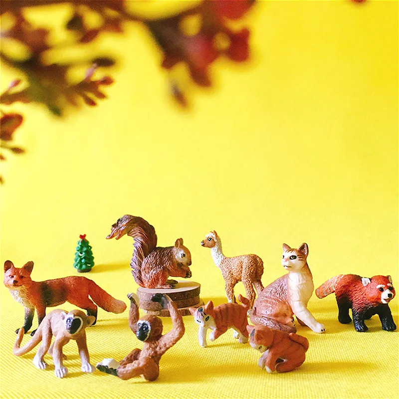 

1Pcs/squirrel cat monkey fox Alpaca Raccoon/miniatures/lovely cute/fairy garden gnome/moss terrarium decor/crafts/figurine
