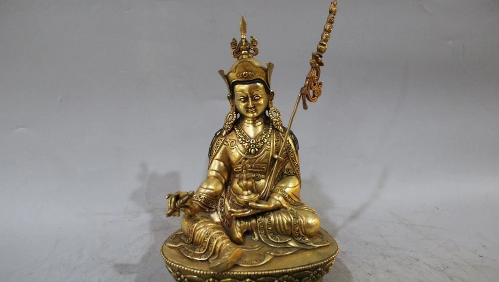 

Tibet Buddhism bronze Gold Guru Padmasambhava Rinpoche Antique Buddha statue