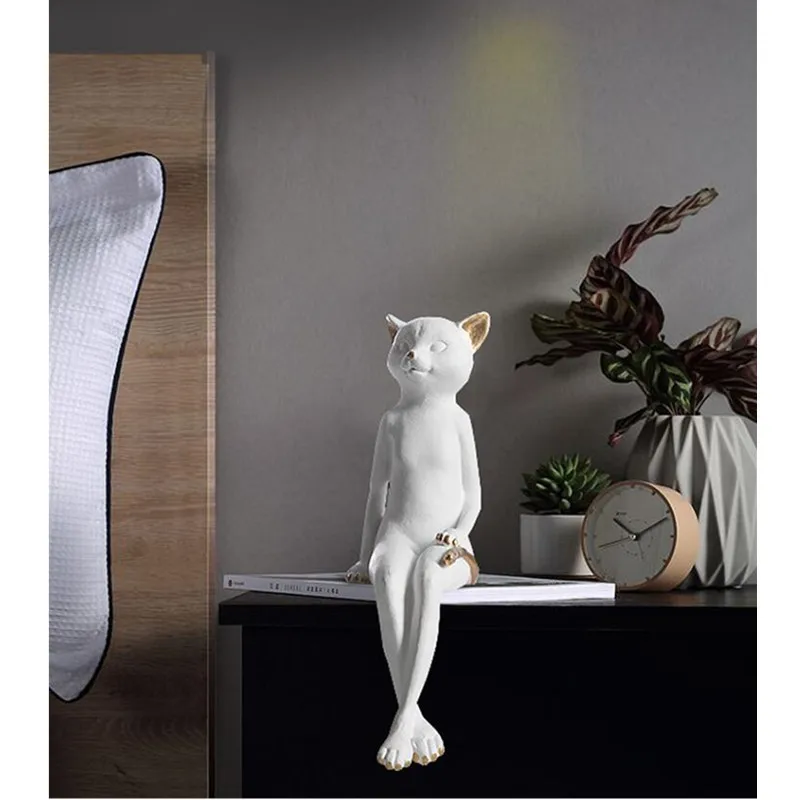 cheap 2PCS SET Creative Personality Fun Cat Living Room Wine Cabinet TV Cabinet Sample Room Desktop Decorations M2046