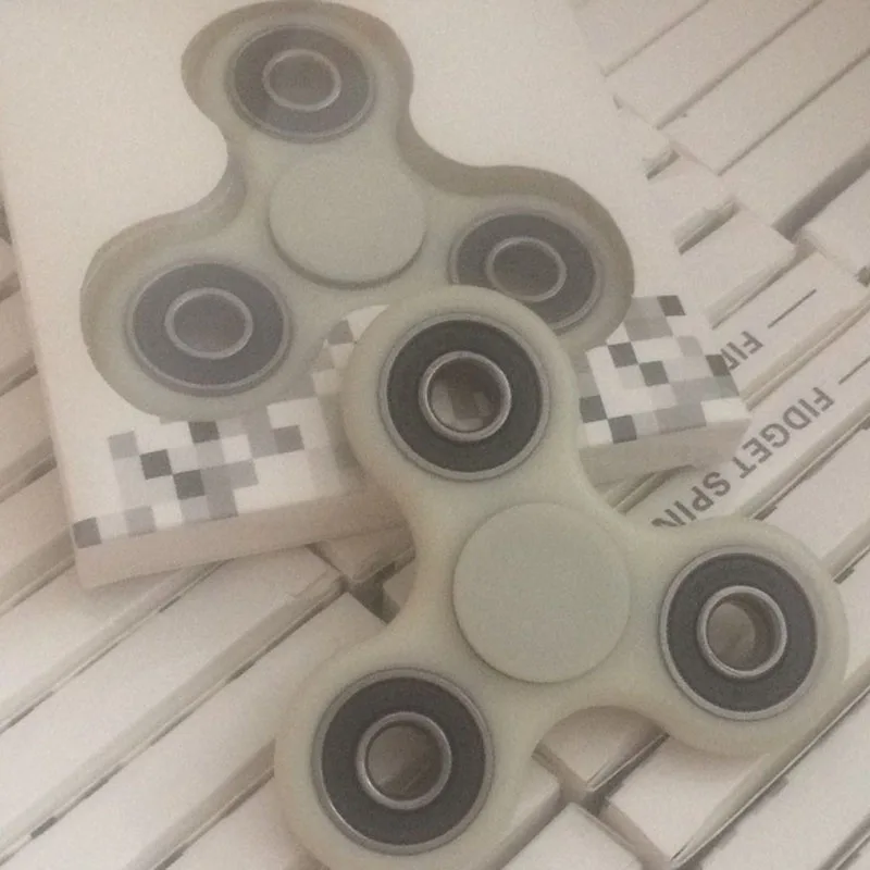 

Luminous Fidget Hand Spinner White Fingertip Gyro Spinning Top Desk Finger Toys EDC ADHD Austim Anti Stress For Kids Children