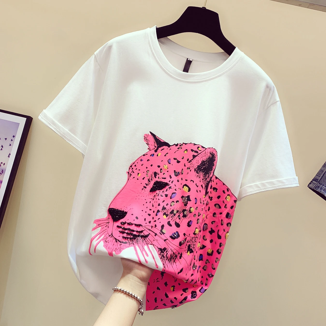 Новые женские Модные Футболка Мода блестками соответствующие Цвет Leopard свободного кроя средней длины футболка для девочек леди основные