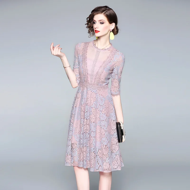 Online Verano 2019 nuevos vestidos de encaje de doble color Sexy de malla de longitud media en forma de A de europeo y vestido de mujer famosa americana