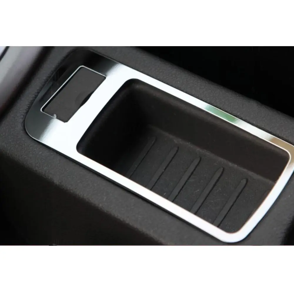 

1pcs Stainless Steel Car styling AUX USB Interface Adapter Storage Box Cover Bezel Trim For 2009-2015 Ford Focus automobiles