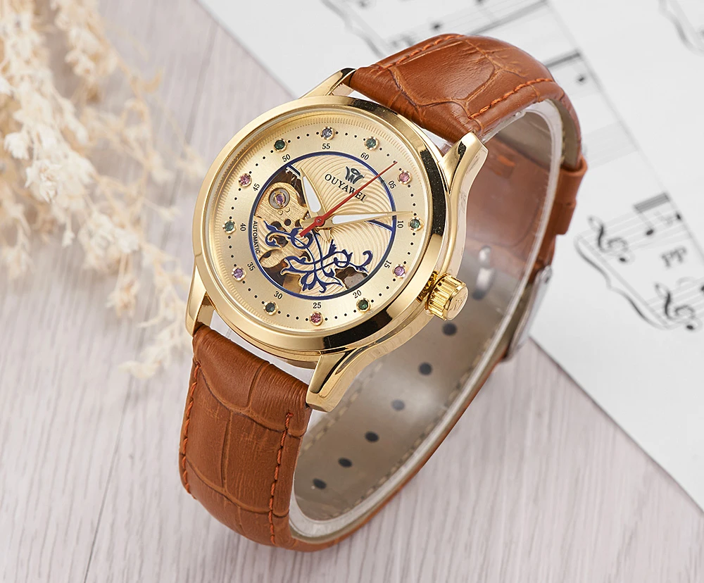 brown watch women 3