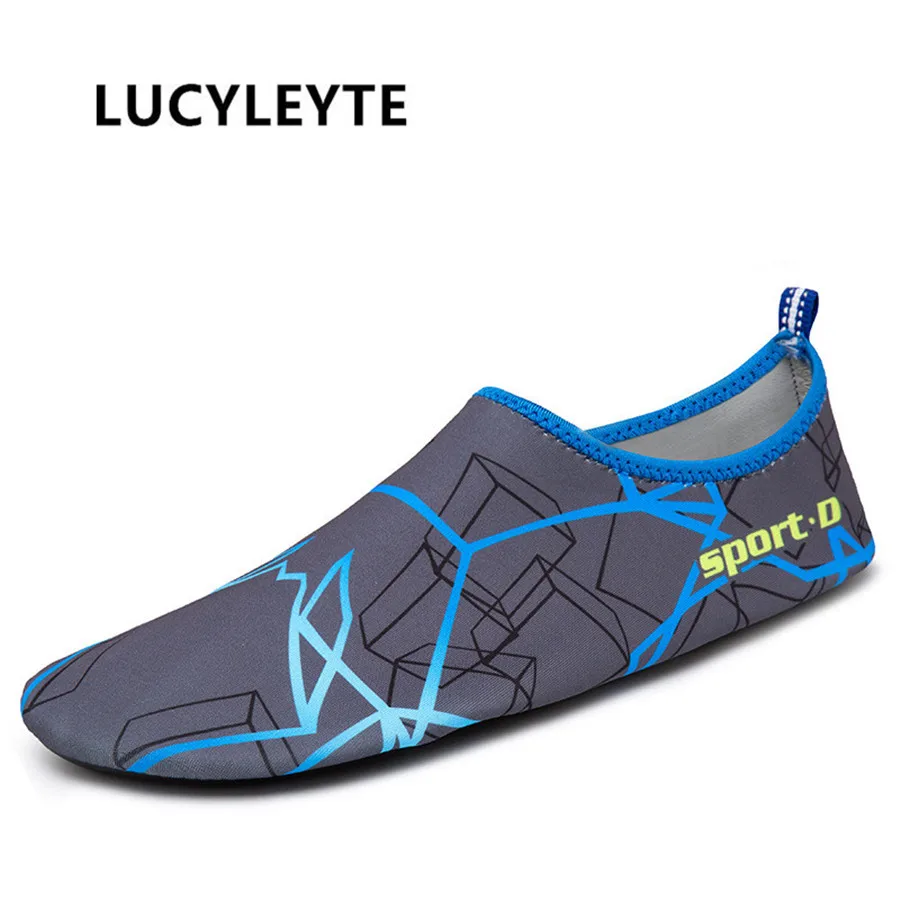 

Summer Water Shoes Men Breathable Upstream Aqua Shoes Woman Beach Sandals Swimming Diving Skin Shoes River Sea Slippers