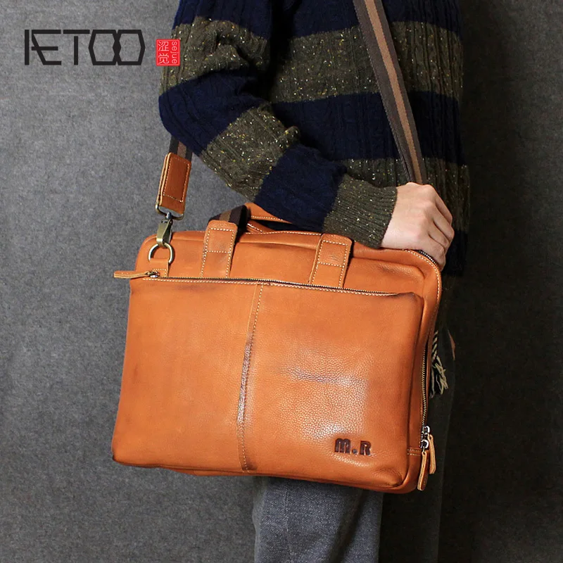 

AETOO Handmade original leather men bag cross section handbag head layer leather shoulder large Messenger computer bag men