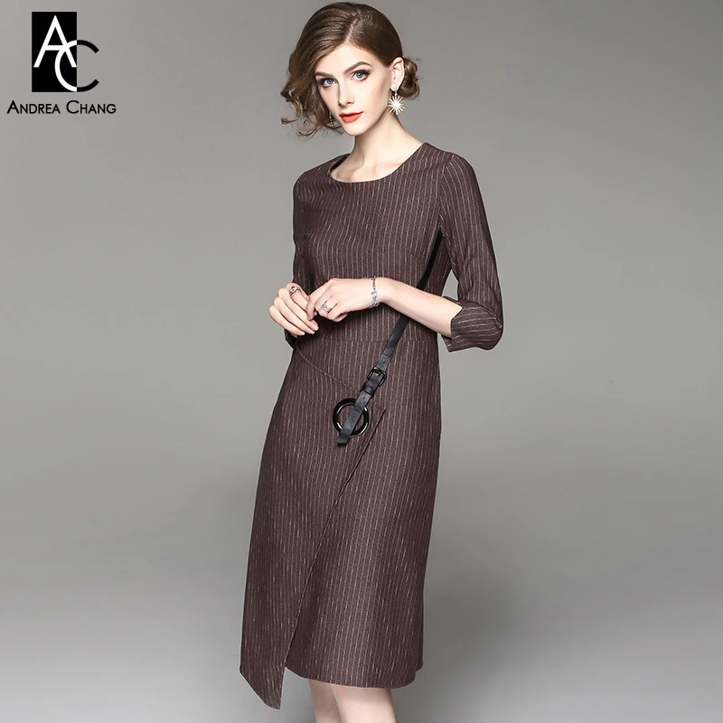 vestido marrom escuro