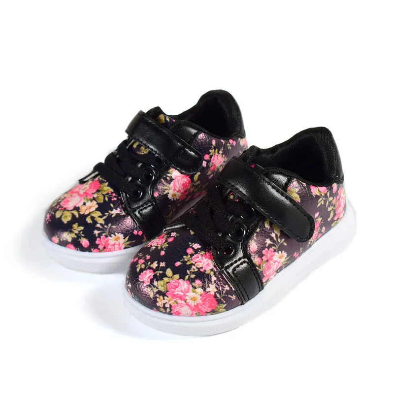 Comprar 2018 nuevos zapatos de primavera para niñas zapatos casuales flores dulces zapatos de bebé cómodos transpirables niños zapatillas para Niña Zapatos