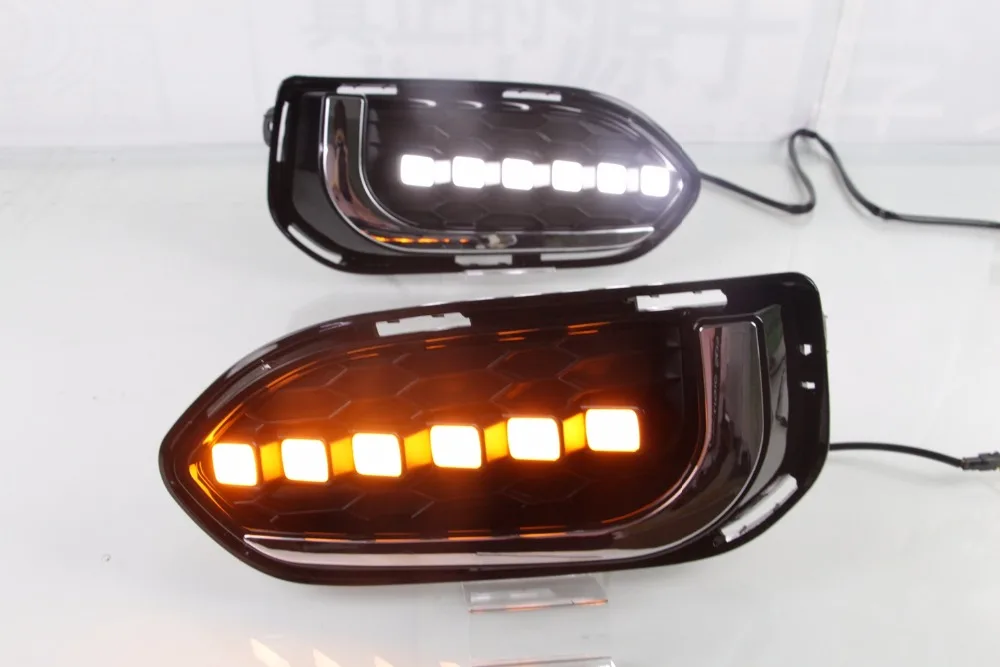 

Qirun led drl daytime running light + moving yellow turn signal for Honda fit with wireless control