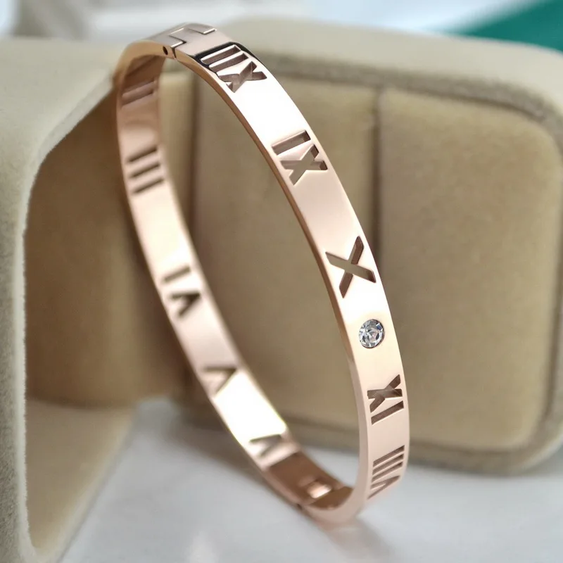 

Single Crystal Hollow Roman Numbers Cuff Bangle Women Titanium Stainless Steel Bracelets Rose Gold Silver Color Wristlet Jewelry