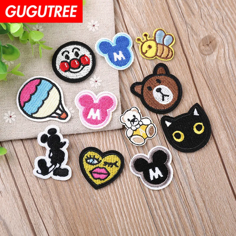 

GUGUTREE embroidery M mouse cat patches animal patches badges applique patches for clothing YX-102
