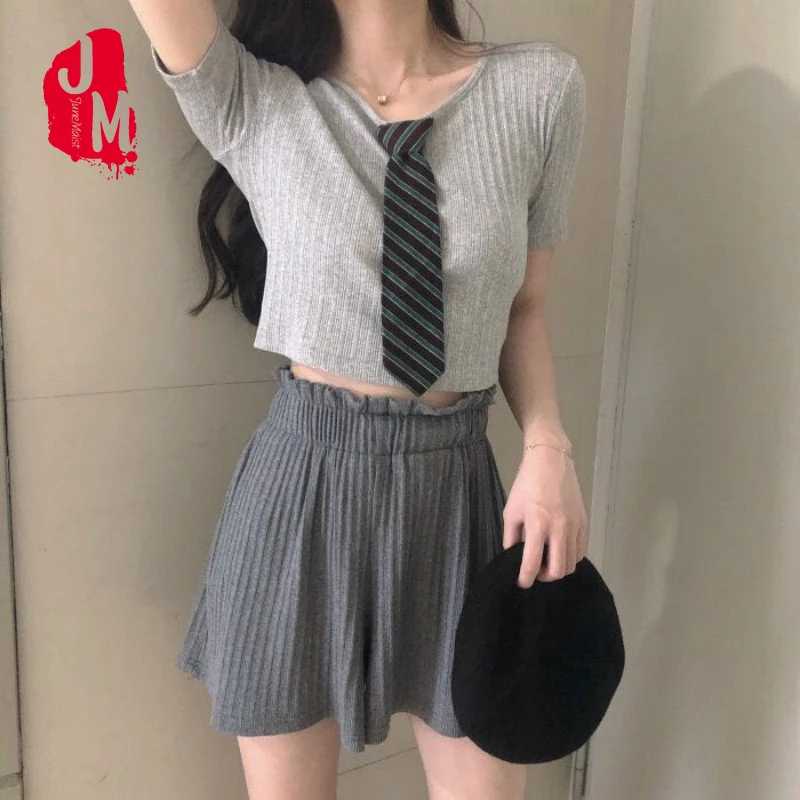 

Sexy Short Two Piece Set Crop Tops And Elastic Short Pants Women Set Solid Gray Outfit Tracksuit Sets Summer Clothes For Women