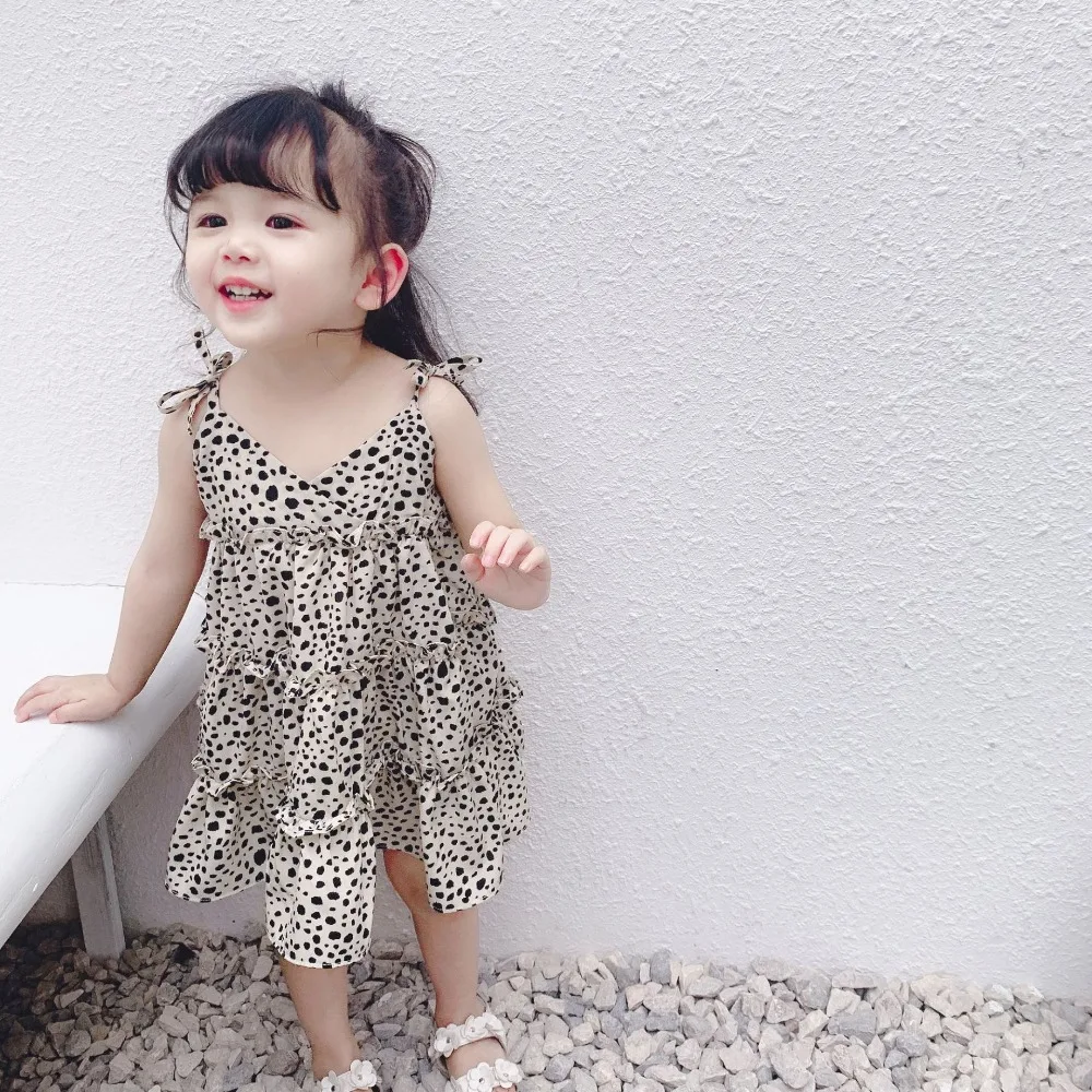 Летнее, для малыша Платье для маленьких девочек с леопардовым принтом; без рукавов; Очаровательное платье для маленьких девочек праздничное пляжное платье
