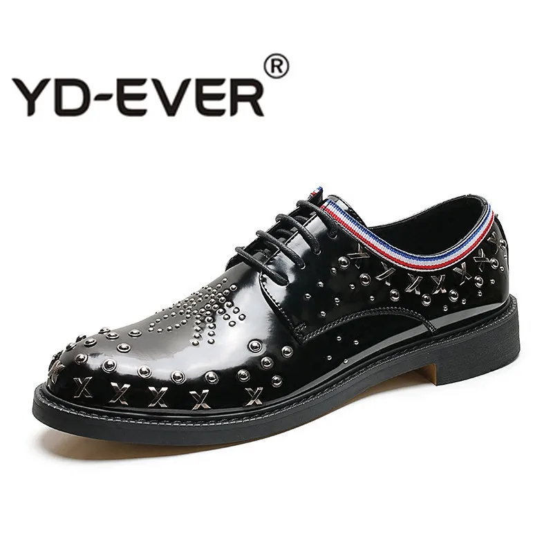 

2019 Men luxury Designer Retro rivet Metal bees oxfords Shoes Male Dress Wedding Prom shoes Sapato Social zapatos