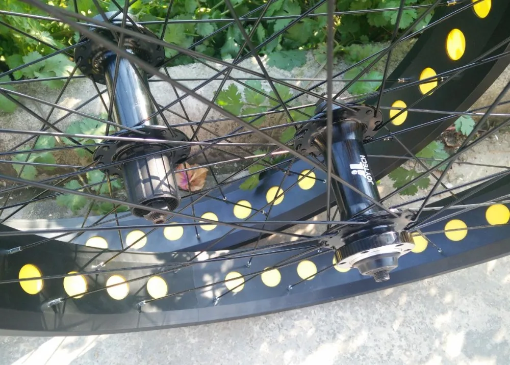 Perfect Kalosse aluminum alloy 26*4.0 tires fat bike wheels 21/24/27/30S cassette 26inch ball Hubs . Beach Bicycle wheels 18 Perfect Kalosse aluminum alloy 26*4.0 tires fat bike wheels 21/24/27/30S cassette 26inch ball Hubs . Beach Bicycle wheels 18