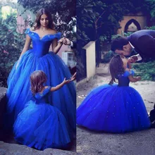 Платья для девочек, держащих букет невесты на свадьбе; синие детские пышные платья; бальное платье с открытыми плечами и бисером; платья для мам и девочек