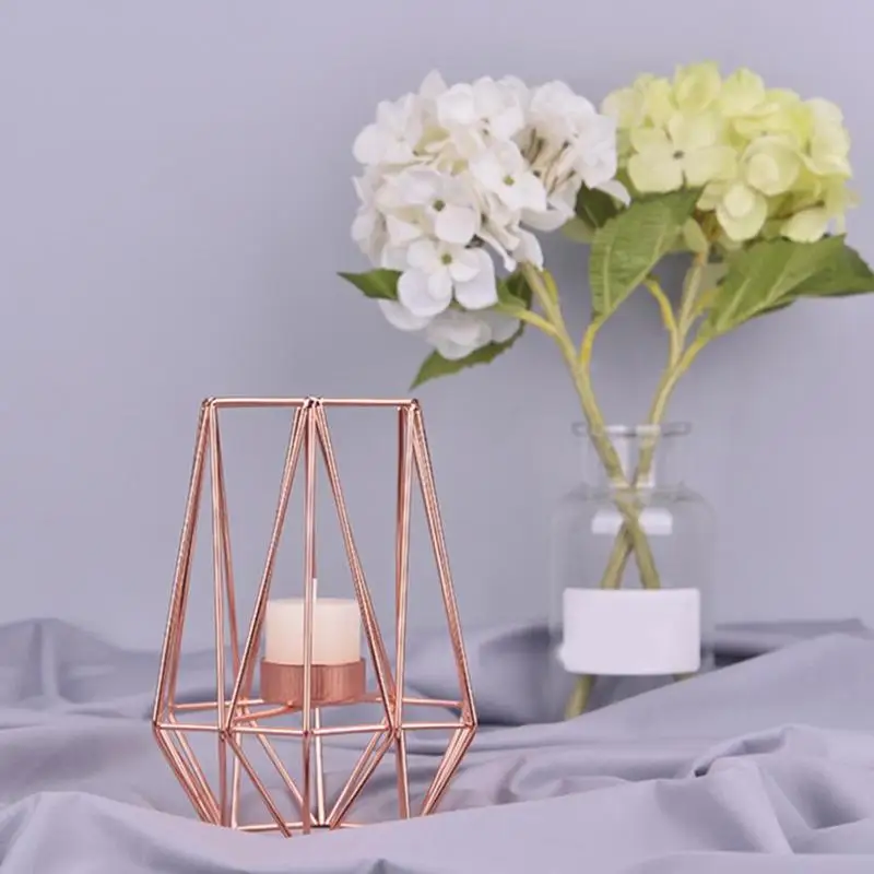 Ins Nordic Geometric Candlestick Metal Crafts for Party Home Decoration Metal Gold Candle Holders Home Decoration