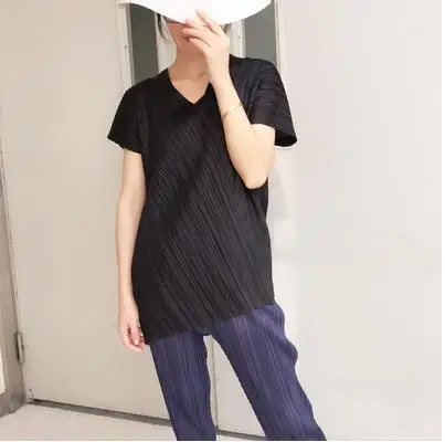 Черный Весна-лето Miyake fold v-образным вырезом Нерегулярные Топы основы гофрированные Блузки - Цвет: Черный