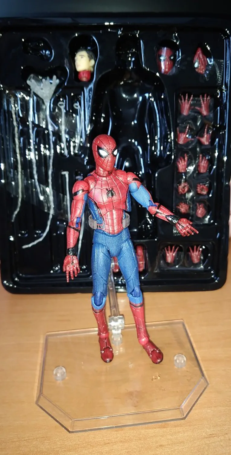 Mafex 047 человек паук Питер Паркер возвращение домой версия DC Лига Справедливости