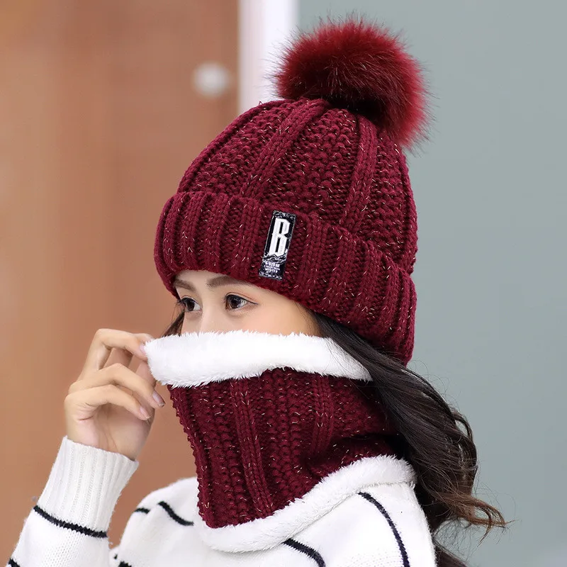 New Brand Winter knit Beanies Hat Women Thick Warm Beanie Skullies Hat Female Letters Bonnet Beanie Caps Outdoor Riding Sets Bib - Цвет: Бургундия