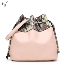 Serpentine Rope Fell Open Pocket Chic Shopping Personalized Soft Womans Bag Package Softback Handbags Designer Discount Bags Hot
