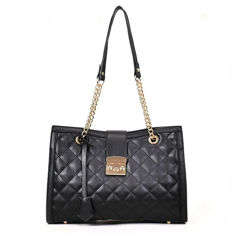 

2018 Fashion Brand Ladies Designer Handbag Quality Quilting Women Messenger Bags Lady Metal Chain Shoulder Bags channels gg bag