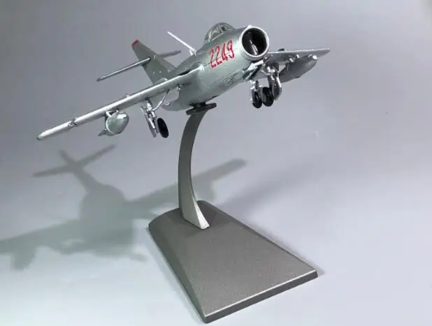 Редкие Специальное предложение 1: 72 Корейская война Китай ВВС J5 MiG 15 модель истребителя сплав Коллекционная модель