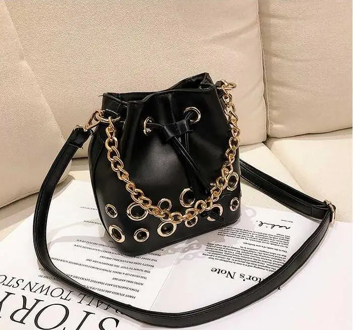 حقيبة يد فاخرة حقائب النساء مصمم Crossbody حقائب للنساء 2018 دلو حقيبة كتف الأزياء حقيبة شاطئية