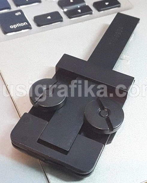 

3 Pieces Stitching Head Spare Parts Clincher