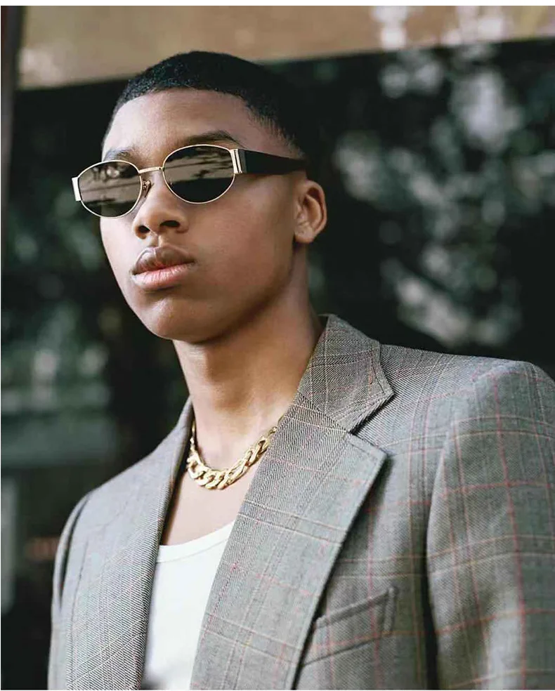 10879731269_1586726378