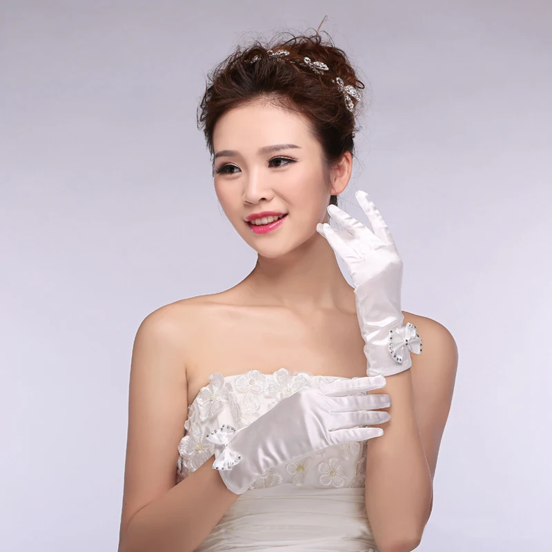 Модные белые матовые атласные Короткие Свадебные перчатки Свадебные аксессуары вечерние повседневные перчатки с бантиком для невесты