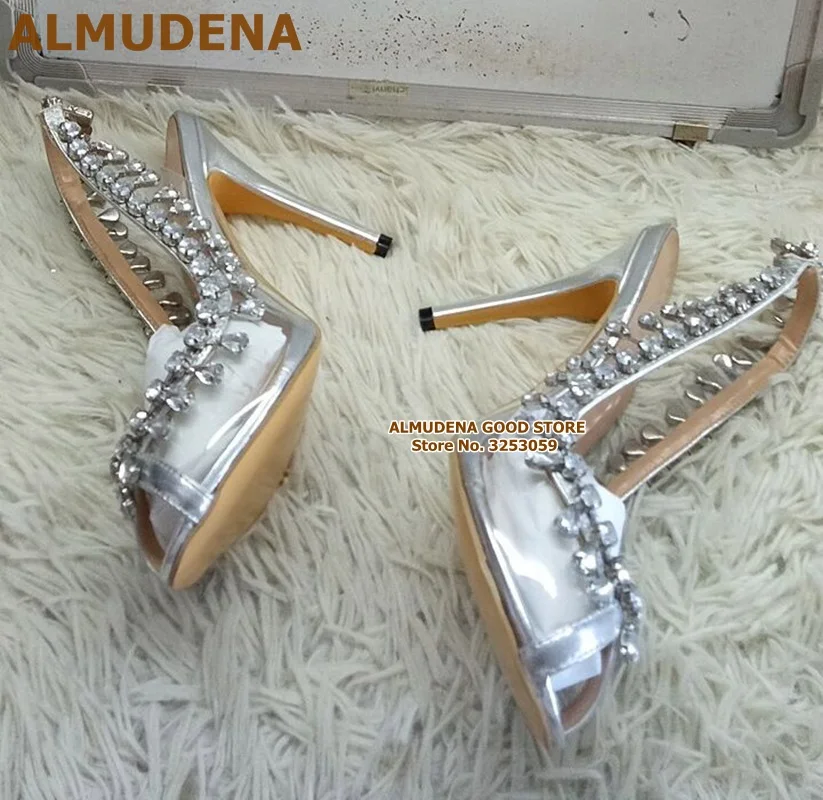 ALMUDENA/Изящные Серебристые прозрачные свадебные туфли из ПВХ с открытым носком и эластичными лентами; обувь со стразами Стразы