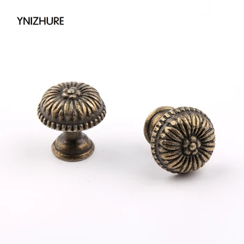 

Puxador 10pcs 22*23mm Antique Copper Handle European Retro Classic Zinc Alloy Single Hole Round Cabinet Drawer Door Flower Pull