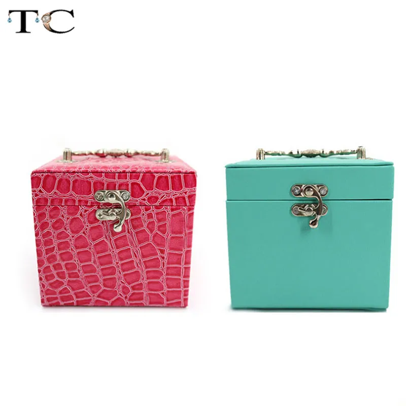 Multi-Function Storage Box Leather Jewelry Box Multi-Layer Large-Capacity Jewelry Organizer Makeup Case Multi-Function Storage Box Leather Jewelry Box Multi-Layer Large-Capacity Jewelry Organizer Makeup Case