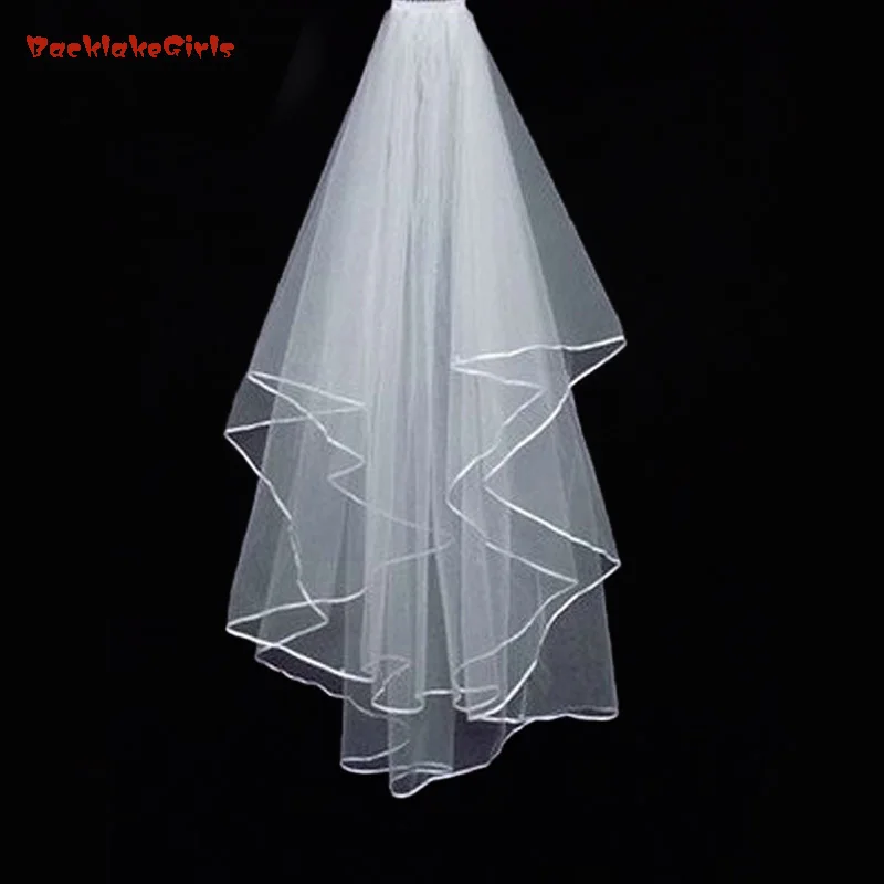 

2018 New Arrival Wedding Accessories Two Layer Ribbon Edge White Ivory Wedding Veils Bridal Veil With Comb