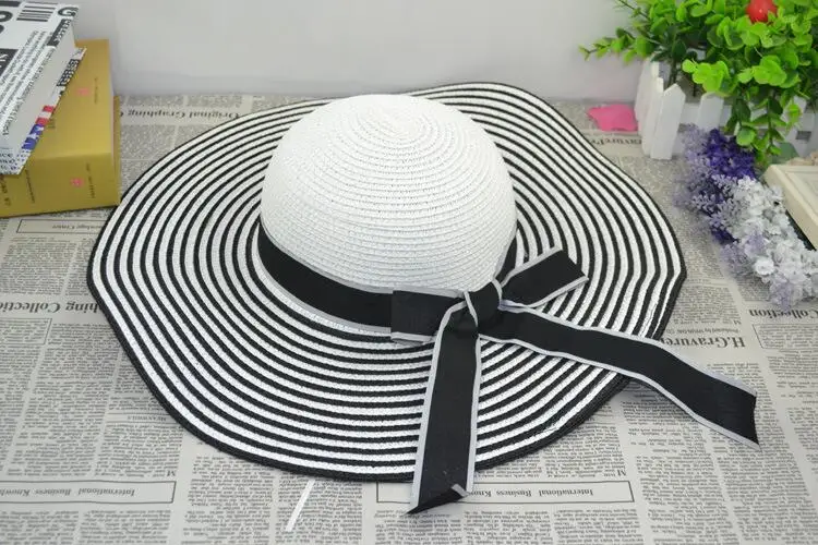 Лидер продаж, модная шляпа Хепберн в черно-белую полоску с бантом, летняя шляпа от солнца, красивая женская Соломенная пляжная шляпа с большими полями