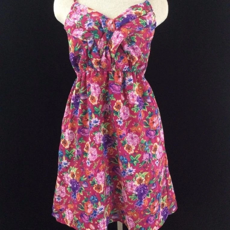 Delias sun dress size M medium pink floral adjustable straps