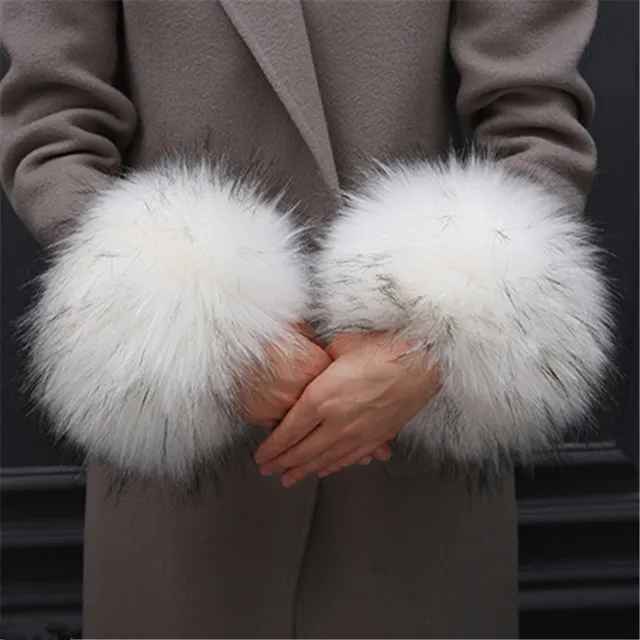 1 Pair Oversized Sleevelet Faux Fur Hand Ring Windbreak Lovely Wrist Muff Arm Sleeves For Women Warmers Winter