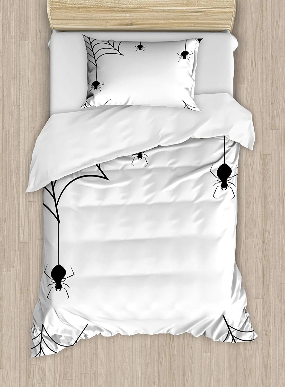 

Spider Web Duvet Cover Set Spiders Bats and Little Stars Monochrome Cobwebby Design Spooky Horror Elements 4pcs Bedding Set