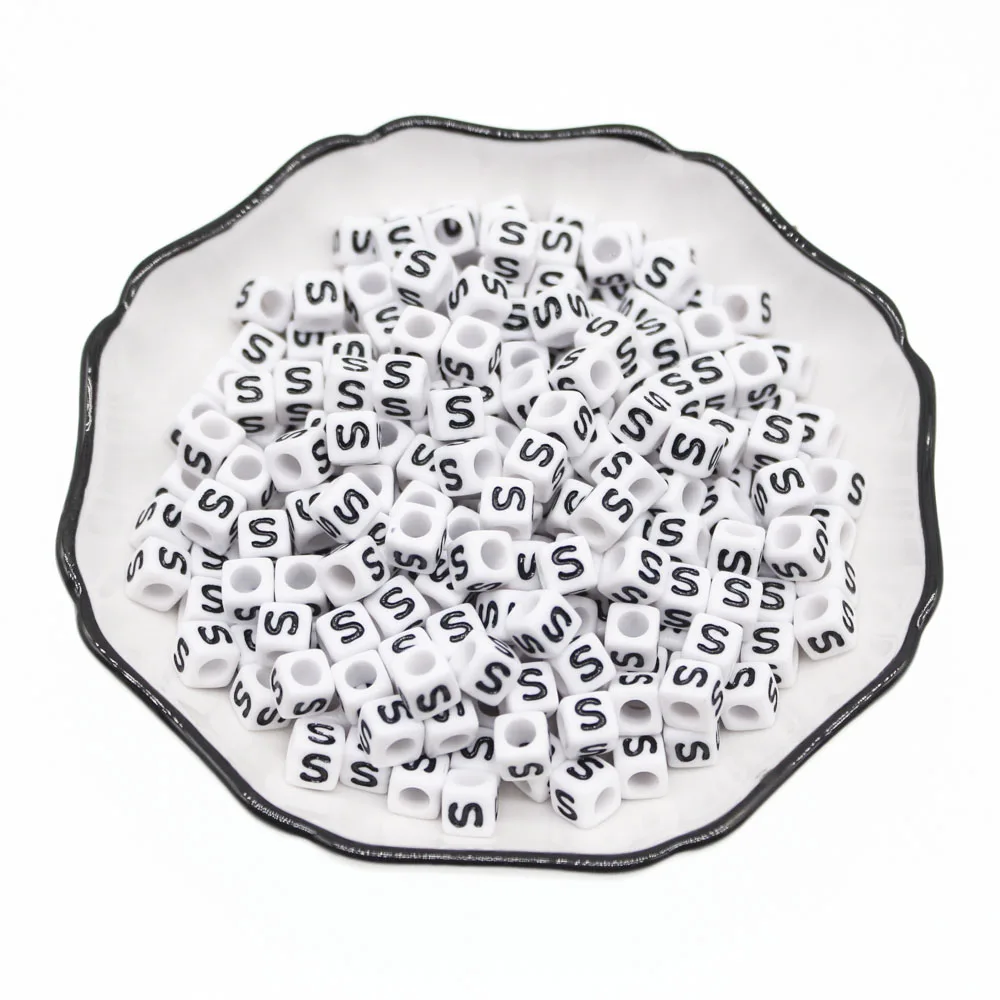 Chongai 100 шт. акриловые бусины один Алфавит буквы, данные в хаотичном/алфавитном порядке, белые кубические бусины для самостоятельного изготовления ювелирных изделий Свободные бусины 7X7 мм - Цвет: S
