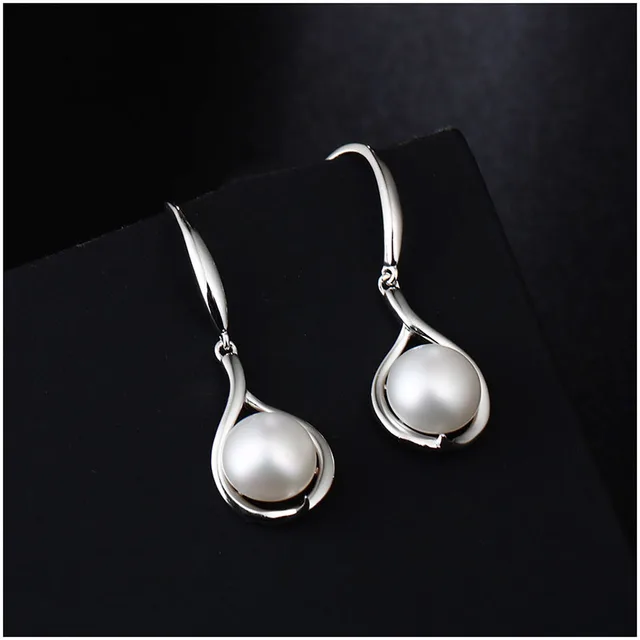 Pearl Drop Earrings and Necklace Set