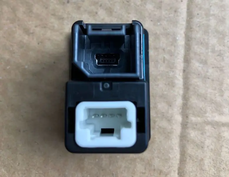 USB флеш накопитель 4 контактный разъем мини кабель для навигации 8 Aux Nissan X trail Rouge